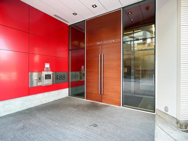 904 - 488 SW MARINE DRIVE