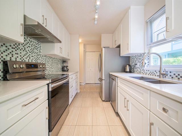 68 - 65 FOXWOOD DRIVE