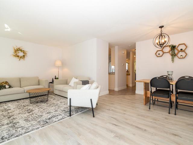 11 - 5536 VEDDER ROAD