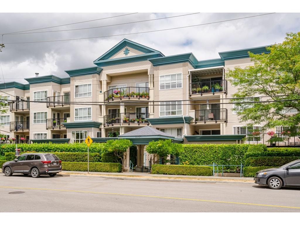 105 20727 DOUGLAS CRESCENT, Langley For Sale 349,000 Condos.ca