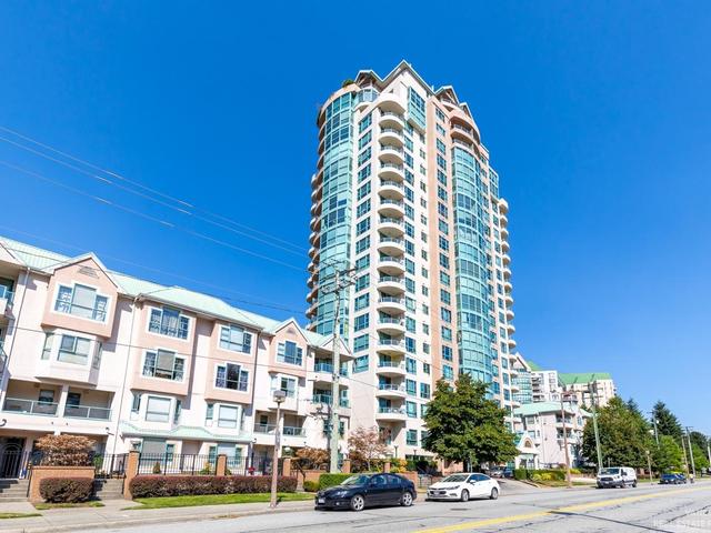 202 - 3071 GLEN DRIVE