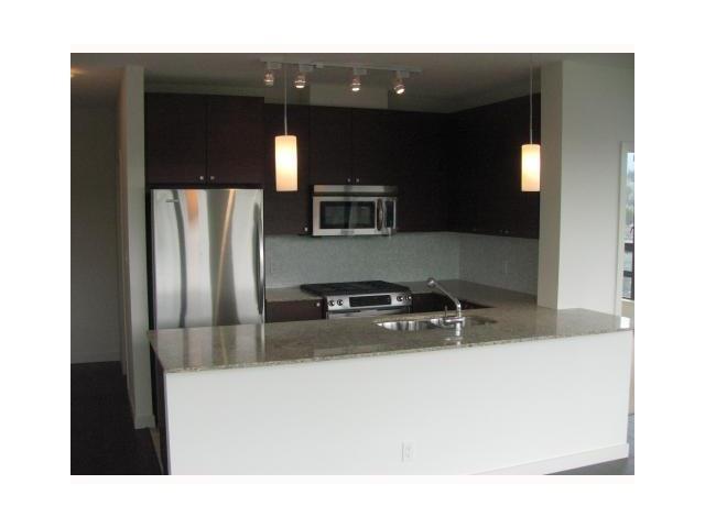 902 - 400 CAPILANO ROAD