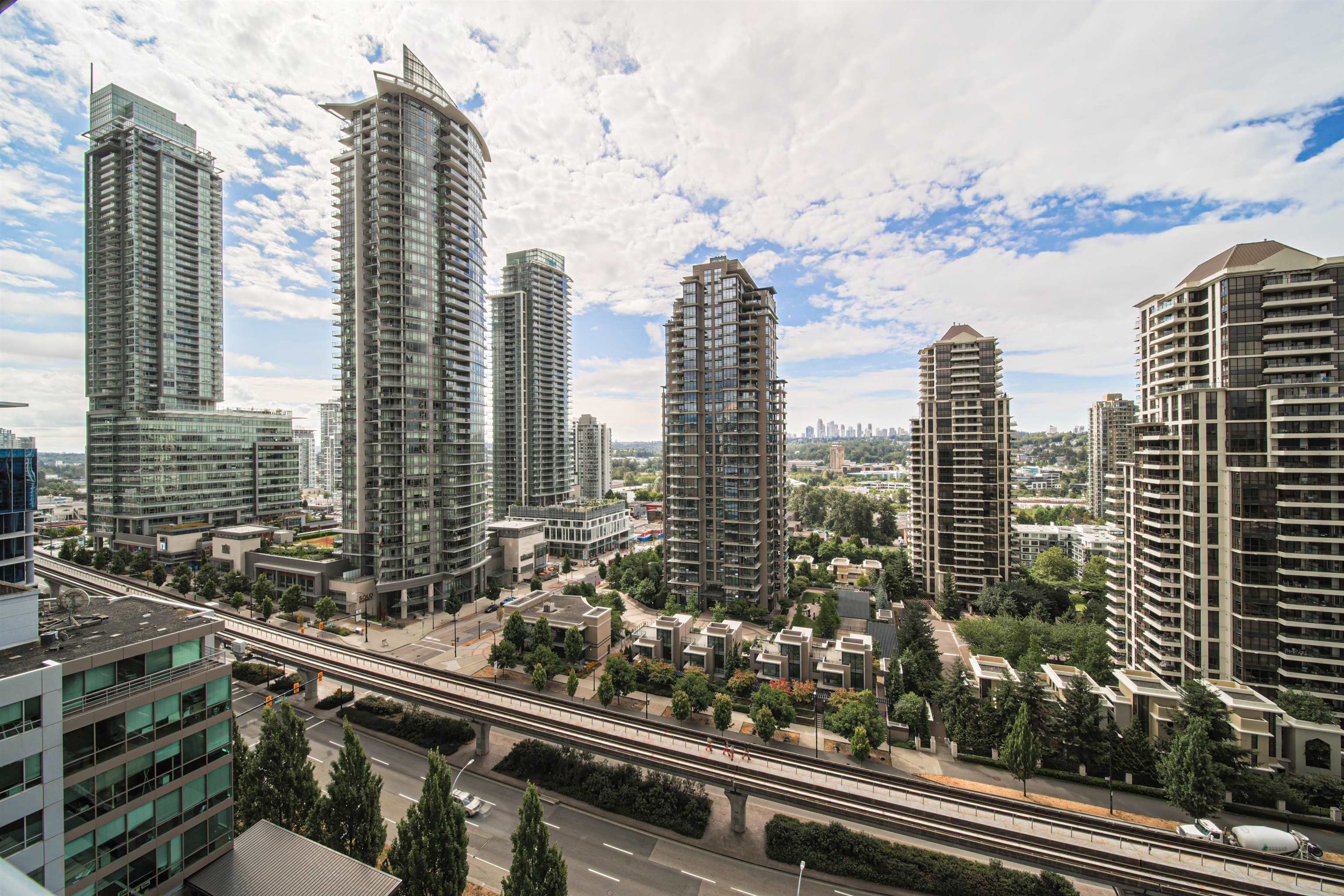 1602 4398 BUCHANAN STREET, Burnaby For Sale 699,000 Condos.ca