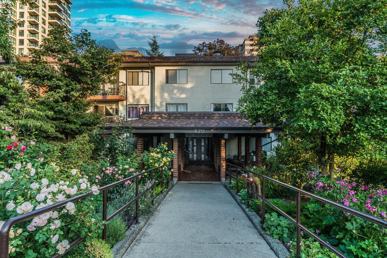 317 620 EIGHTH AVENUE, New Westminster For Sale 318,800 Condos.ca