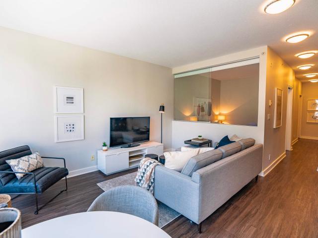609 - 1249 GRANVILLE STREET