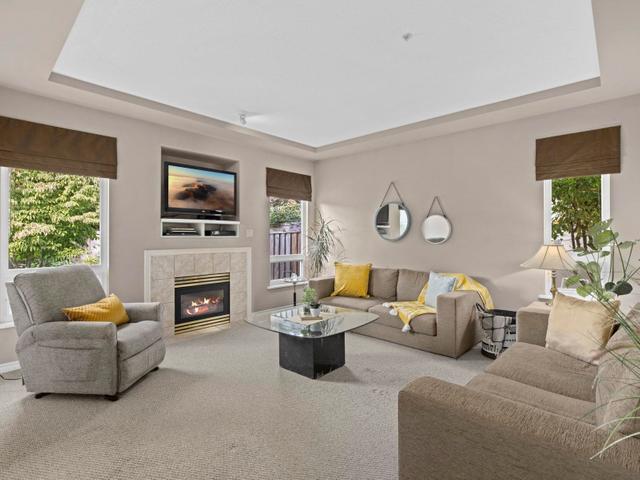 20 - 998 RIVERSIDE DRIVE