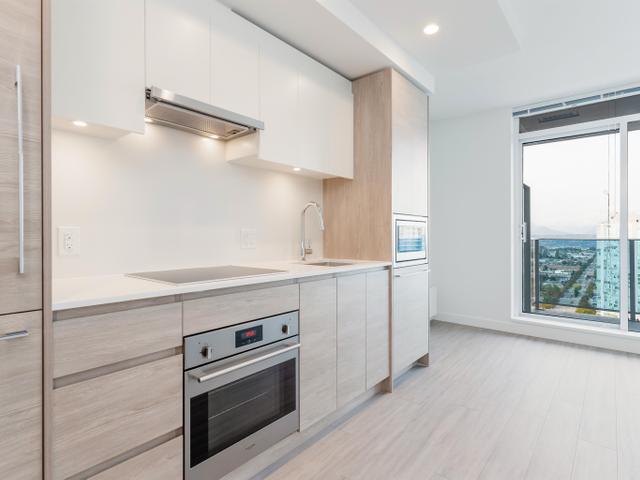 3206 - 13615 FRASER HIGHWAY