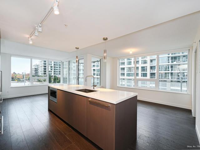 601 - 8833 HAZELBRIDGE WAY