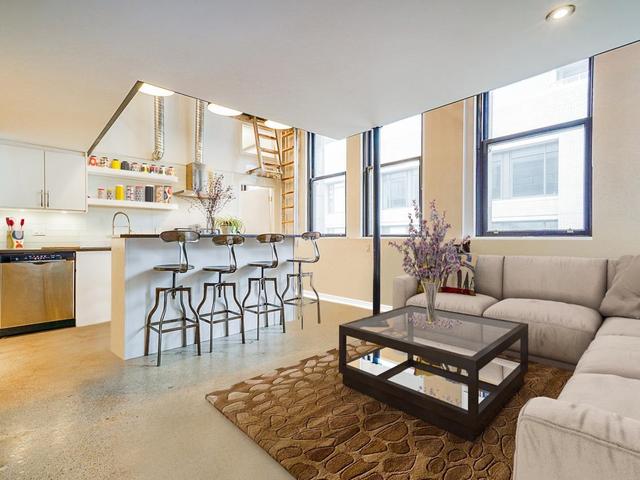 402 - 549 COLUMBIA STREET