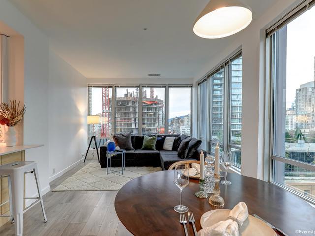 708 - 989 NELSON STREET