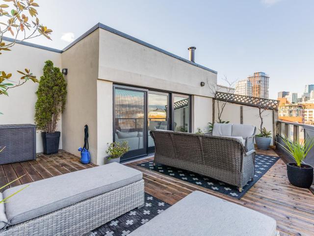 PH501 - 150 ALEXANDER STREET