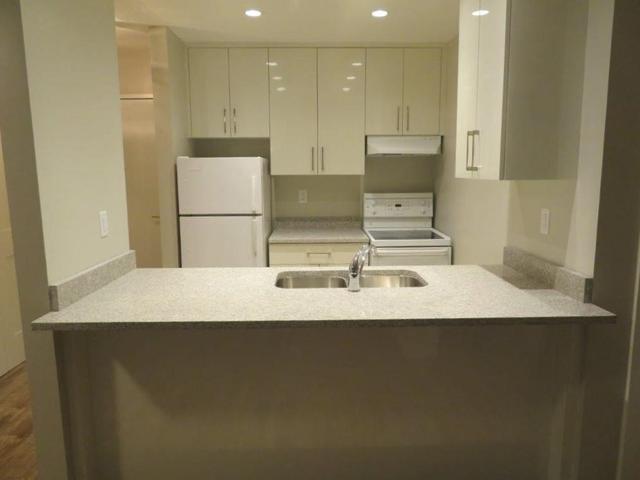 307 - 3008 HENRY STREET