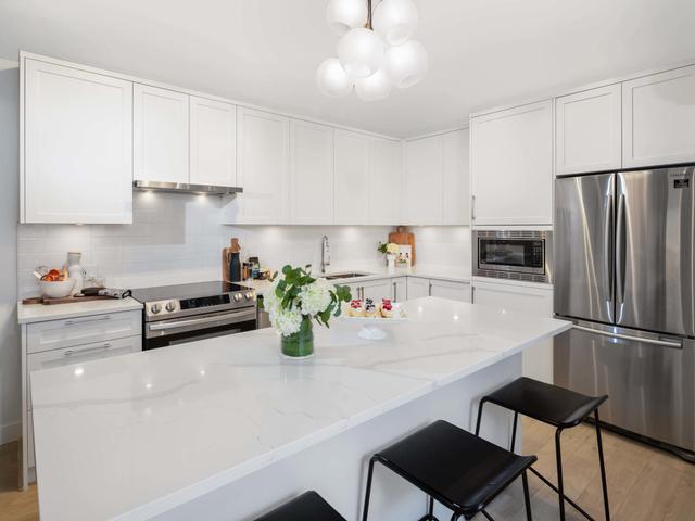 215 - 2160 GRANT AVENUE