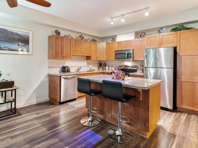 104 - 33338 E BOURQUIN CRESCENT