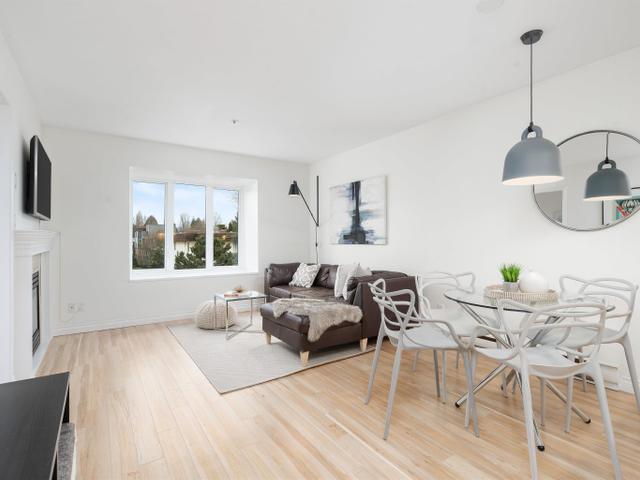 403 - 2133 DUNDAS STREET