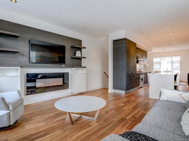 4937 MACKENZIE STREET