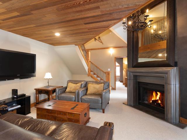 21 - 4637 BLACKCOMB WAY
