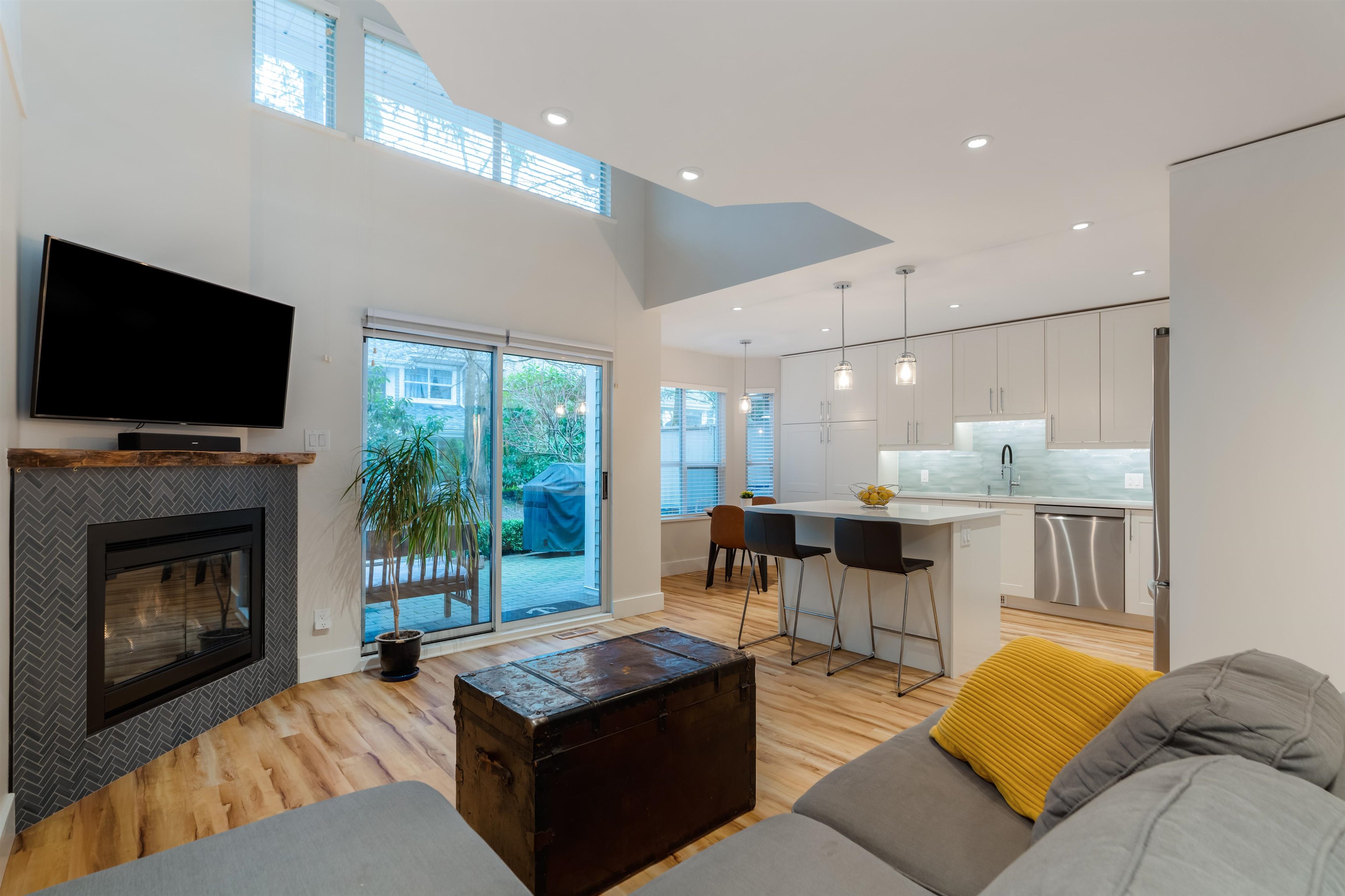 34 650 ROCHE POINT DRIVE North Vancouver Sold R2655451 Condos ca 34-650-roche-point-drive-north-vancouver-sold-r2655451-condos-ca