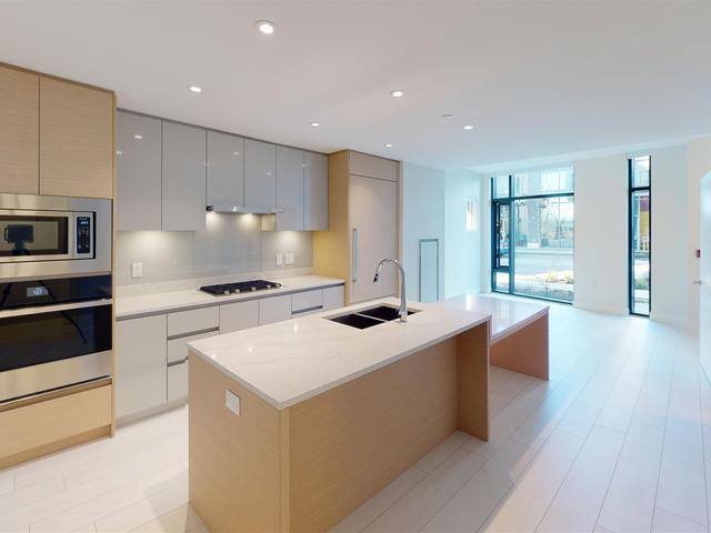 3530 - 3530 SAWMILL CRESCENT