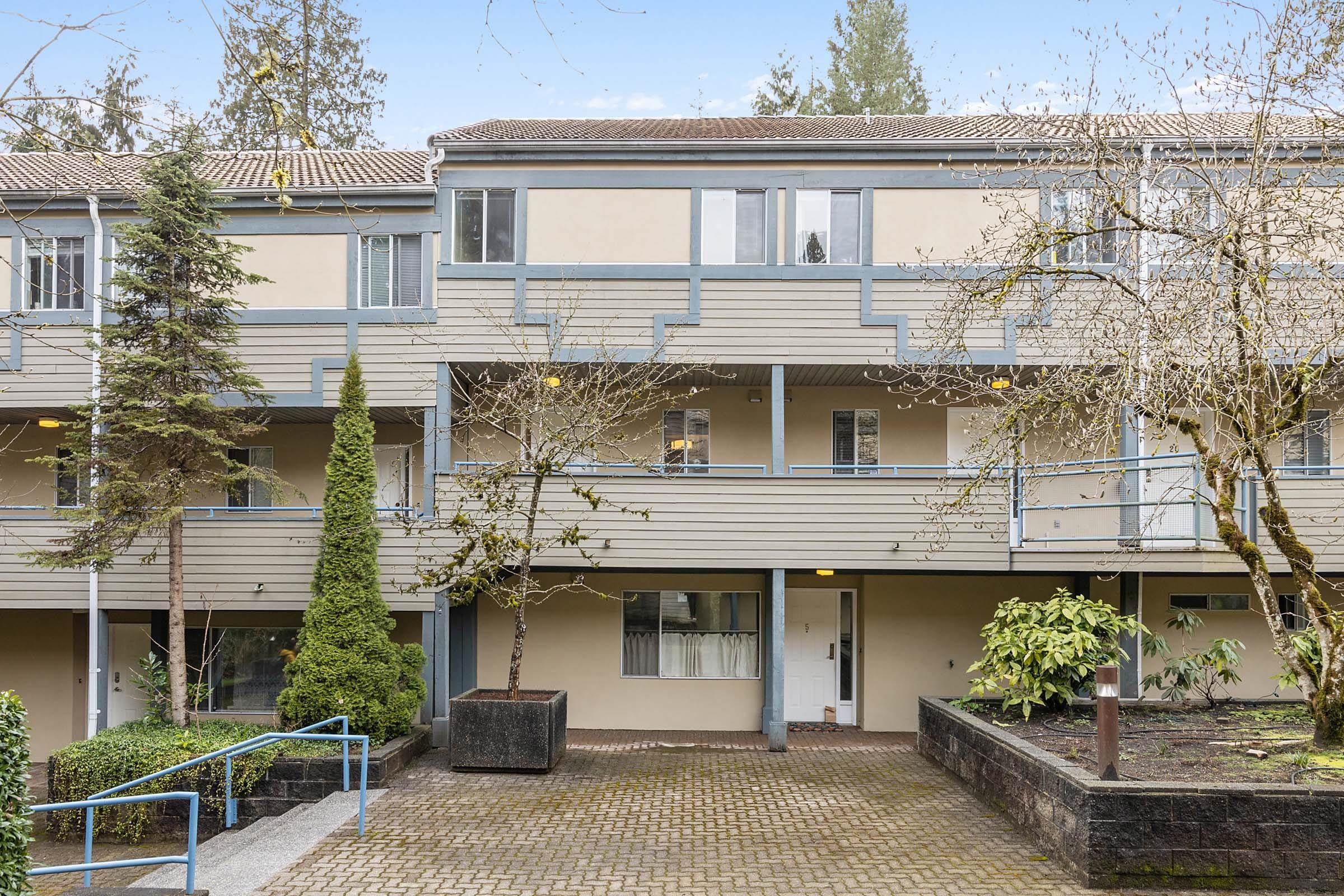 28 2978 WALTON AVENUE, Coquitlam Terminated, R2667423 Condos.ca