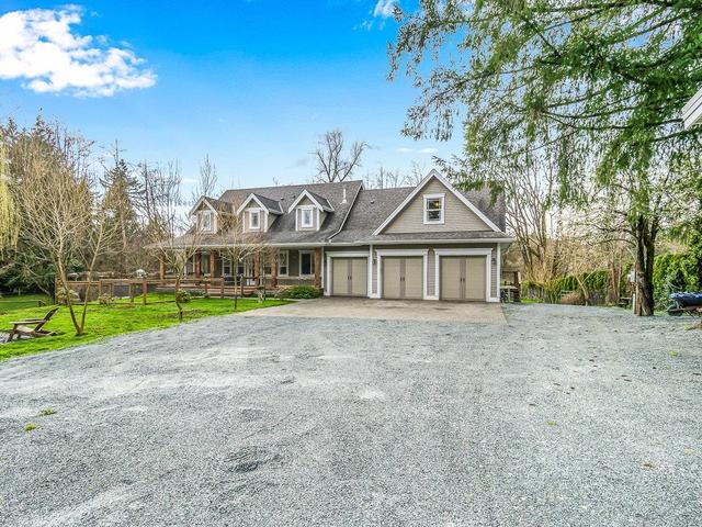 7091 HESSLEA CRESCENT