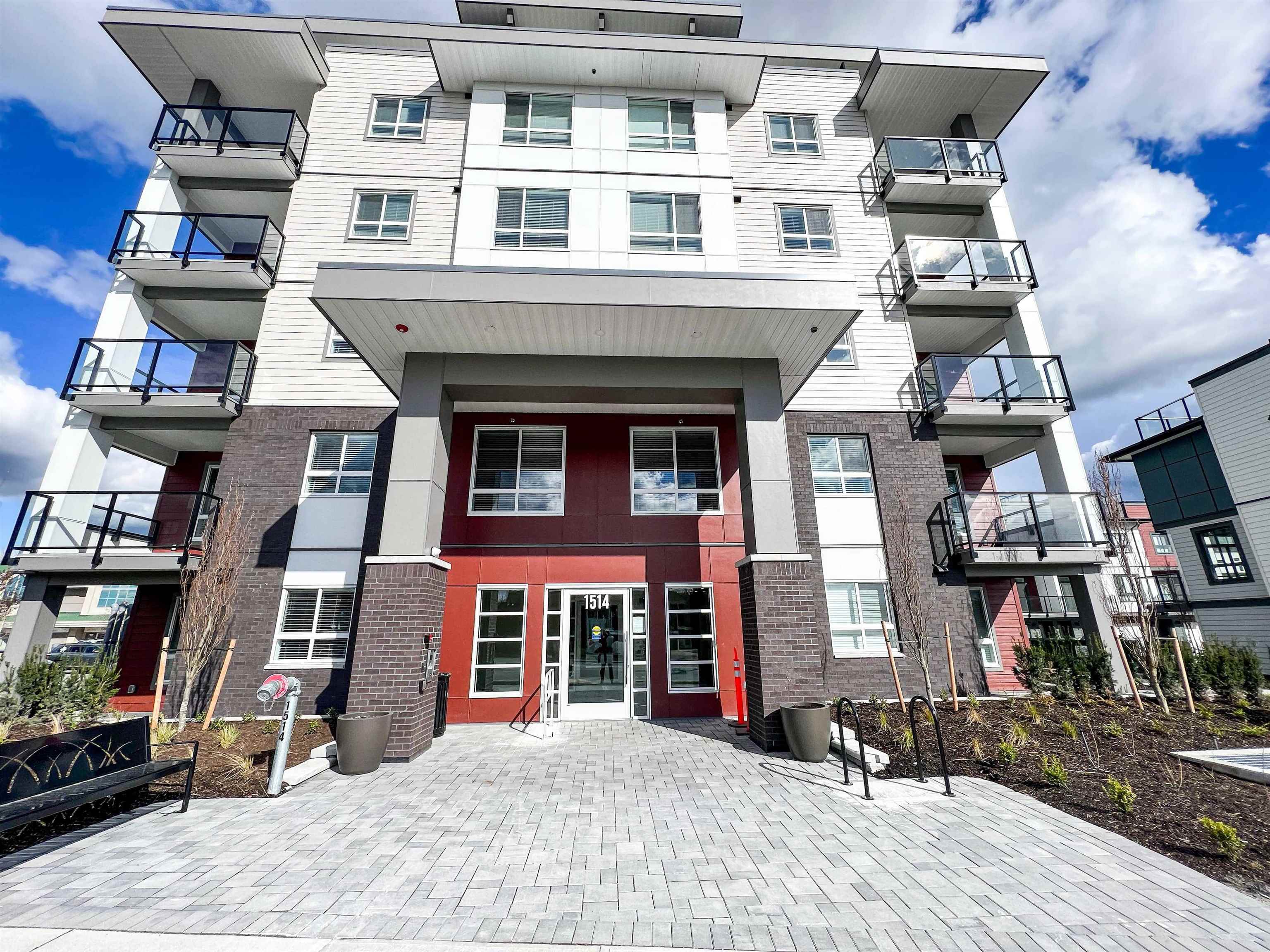 305 1514 MCCALLUM ROAD, Abbotsford For Sale 420,000 Condos.ca