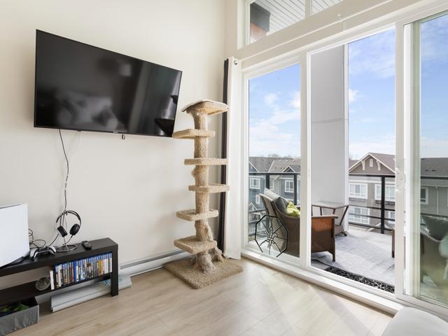 412 - 1792 STARLING DRIVE