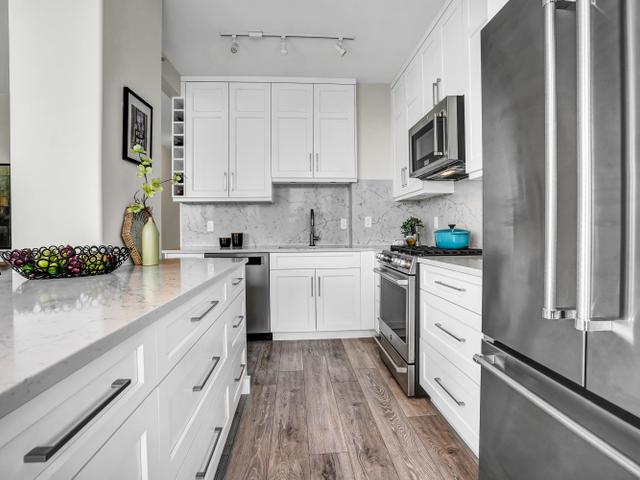 804 - 160 E 13TH STREET