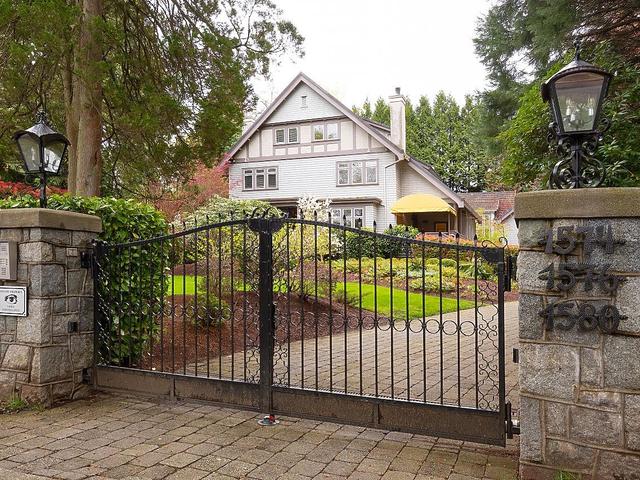 1580 ANGUS DRIVE