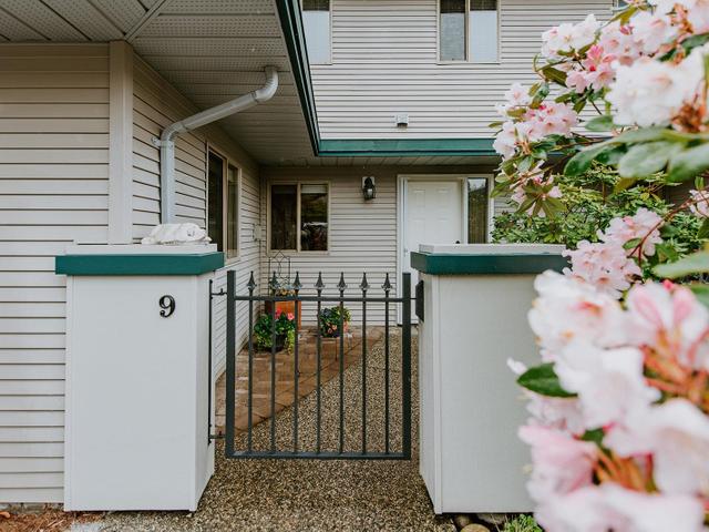 9 - 554 EAGLECREST DRIVE