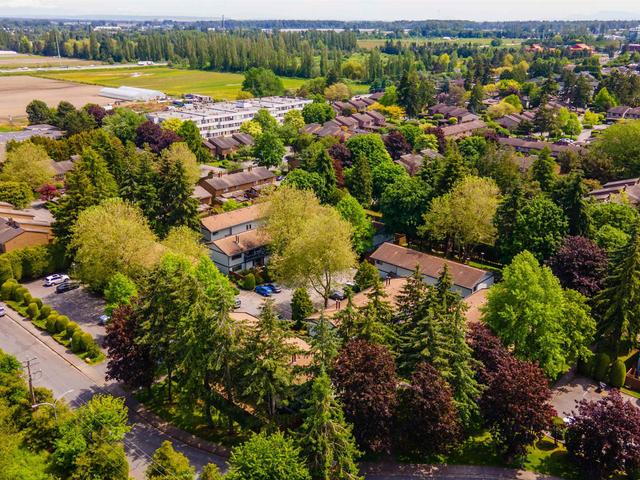 11744 KINGSBRIDGE DRIVE