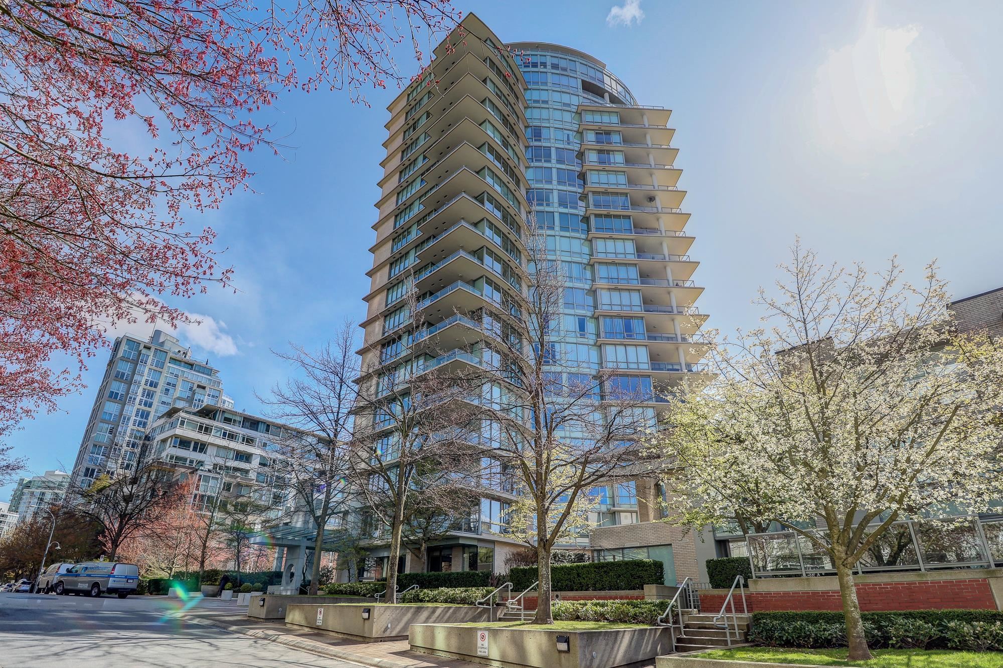 801 1328 MARINASIDE CRESCENT, Vancouver Terminated, R2700015