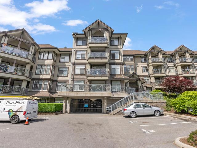 401 - 33318 E BOURQUIN CRESCENT