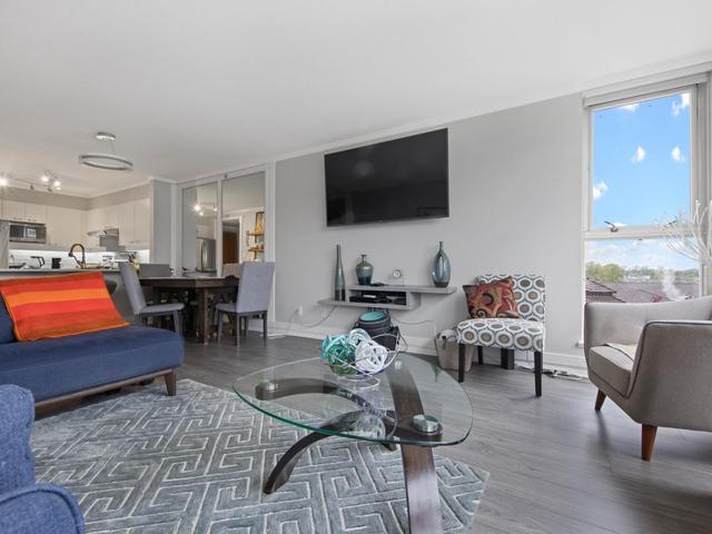 707 - 10 LAGUNA COURT
