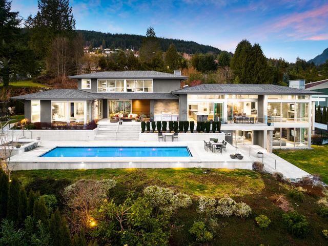545 ROBIN HOOD ROAD