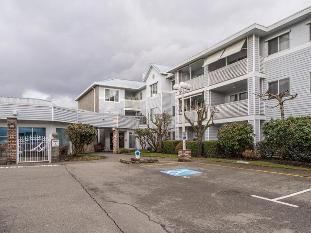 213 - 32833 LANDEAU PLACE