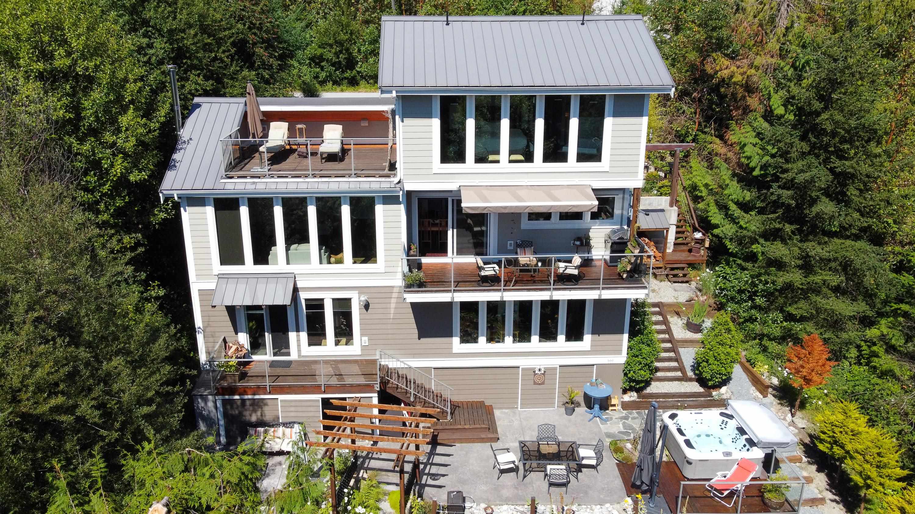 4210 JOHNSTON HEIGHTS DRIVE, Garden Bay For Sale 1,639,000