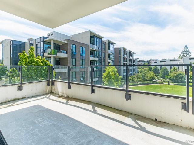 302 - 3487 BINNING ROAD