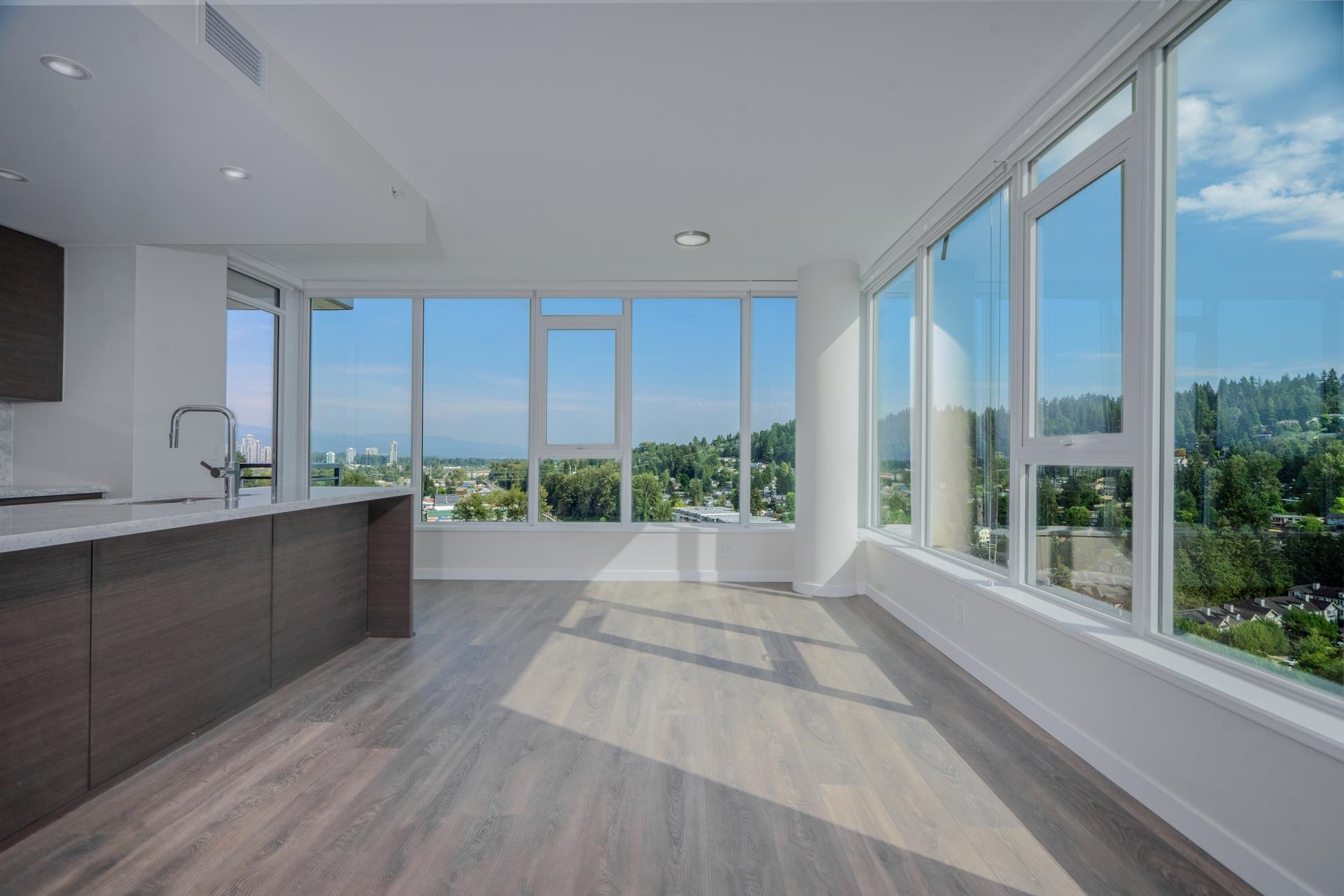 2204 308 MORRISSEY ROAD, Port Moody Sold, R2718769 Condos.ca 2204 308 MORRISSEY ROAD, Port Moody Sold, R2718769 Condos.ca