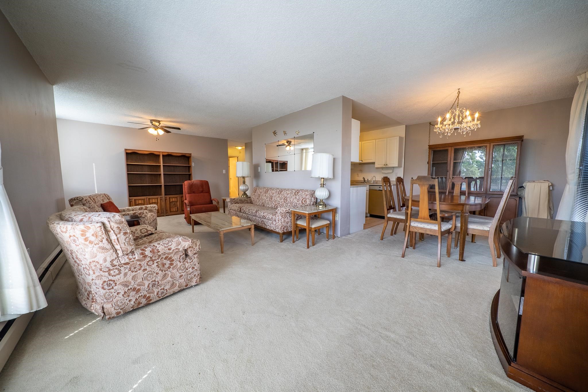 904 3737 BARTLETT COURT, Burnaby Sold, R2720511 Condos.ca