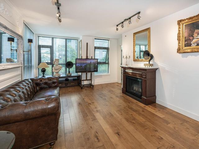 403 - 538 SMITHE STREET