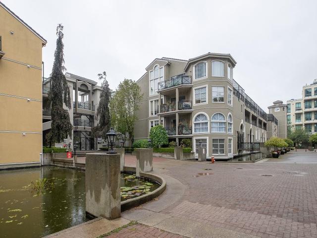 306 - 3 RENAISSANCE SQUARE, New Westminster | Sold, R2725262 | Condos.ca