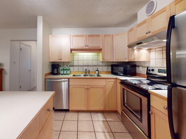 31 - 4725 SPEARHEAD DRIVE