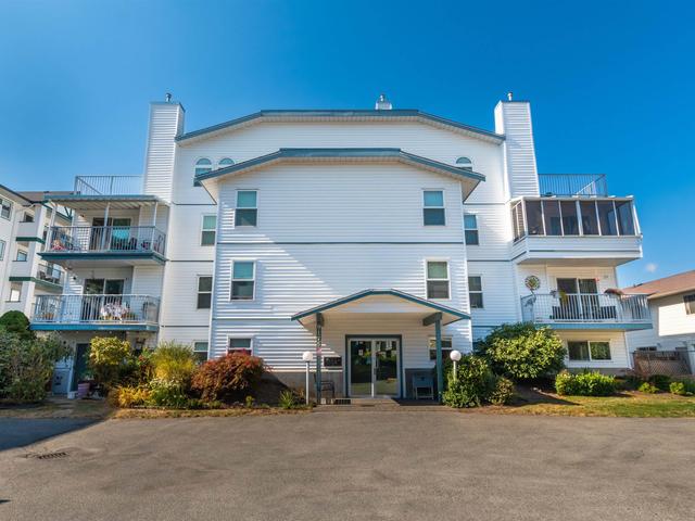 102 - 9175 EDWARD STREET