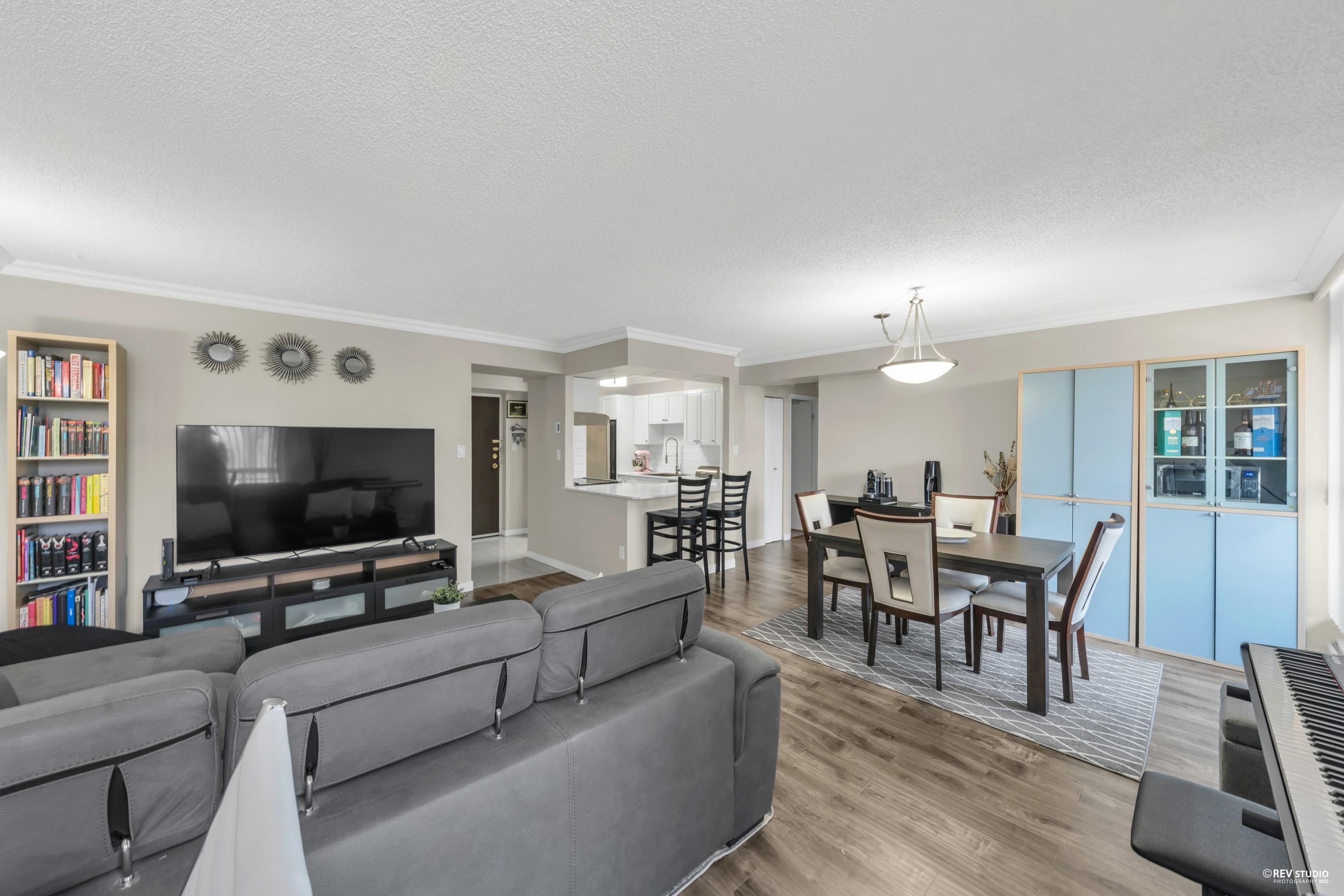 1001 3737 BARTLETT COURT, Burnaby Sold, R2732820 Condos.ca