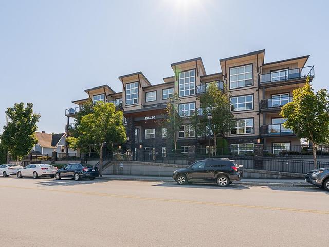 405 - 20630 DOUGLAS CRESCENT