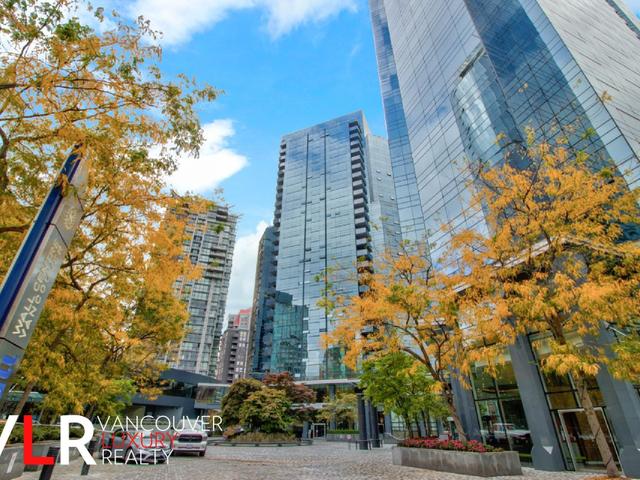 1805 - 1050 BURRARD STREET