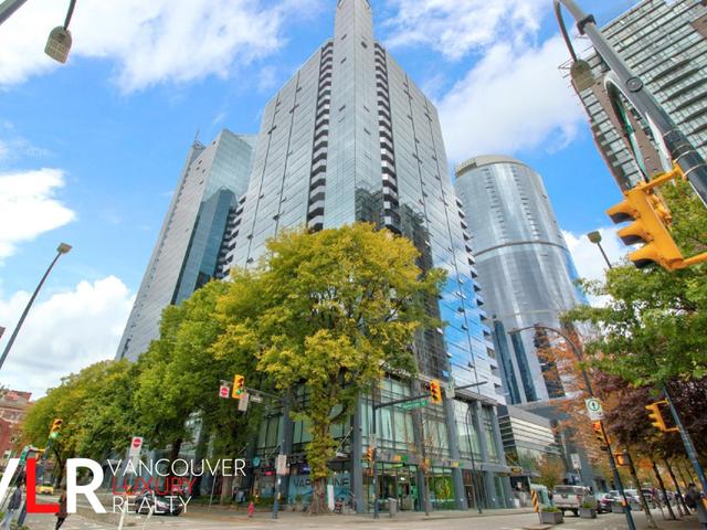 1805 - 1050 BURRARD STREET