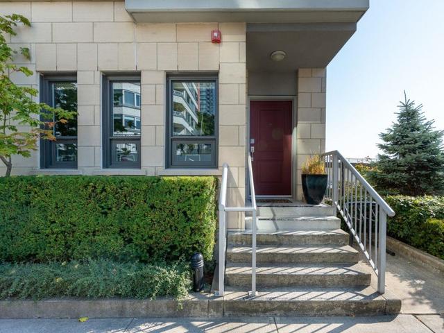 TH8 - 125 COLUMBIA STREET
