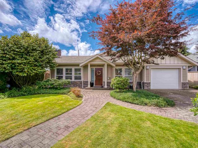 1325 FERNWOOD CRESCENT